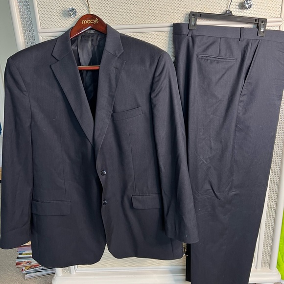 Jones New York Other - Jones New York Men’s navy back pinstripe suit, 46L, 40 x 30 pants, used